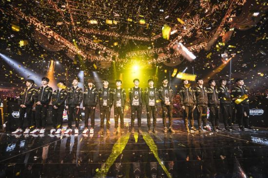 女子战队争夺Mobile Legends电子竞技世界杯荣耀